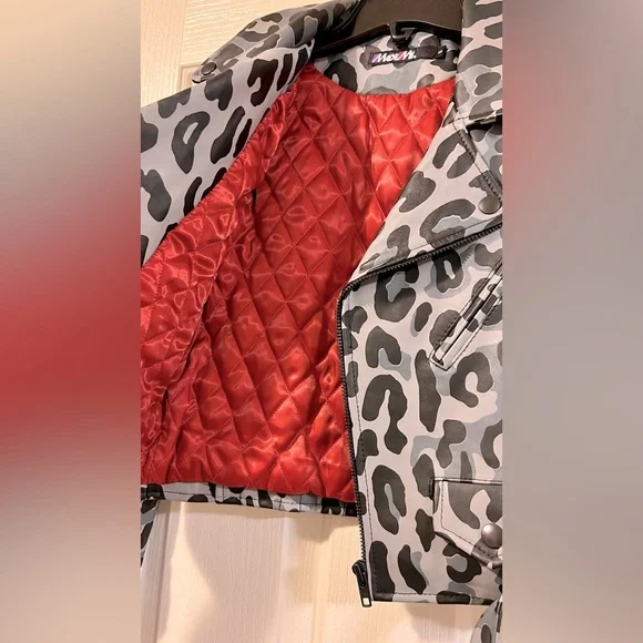 MadeMe NYC *Rare* Genuine Leather Jacket - Picture 3 of 5